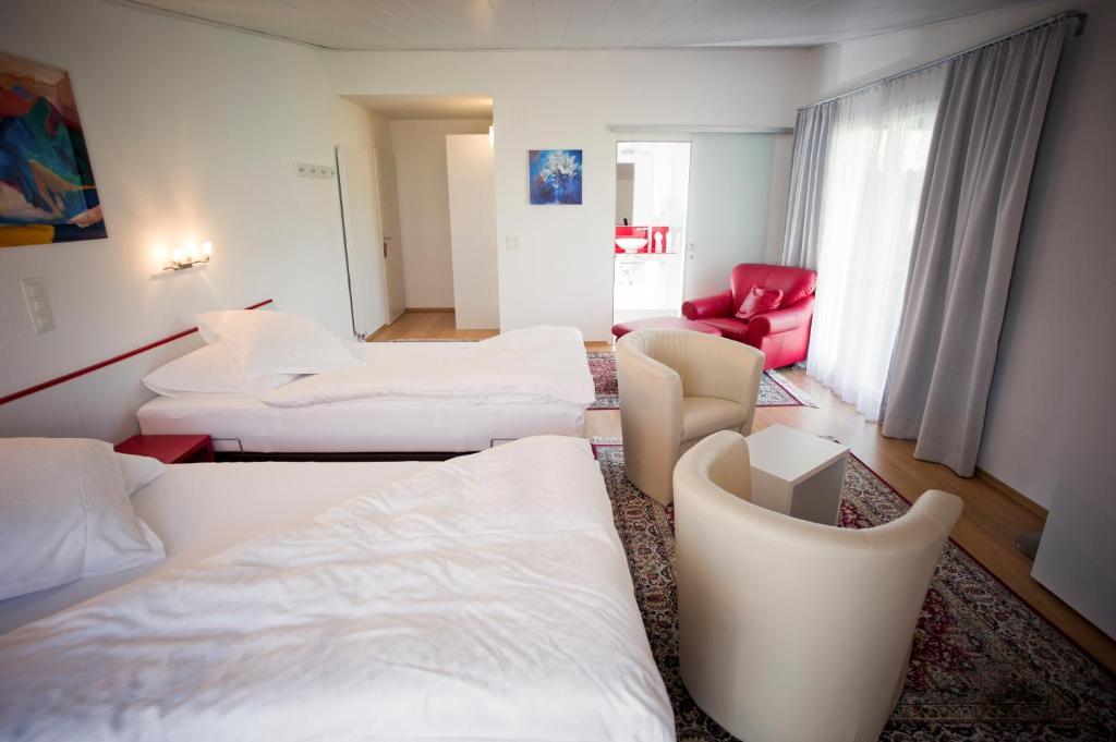 Hotel Hohberg "Next To Bbc Arena" Schaffhausen Room photo